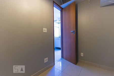 Apartamento à venda com 80m², 2 quartos e 1 vaga Apartamento à venda com 80m², 2 quartos e 1 vagaQuarto de Serviço