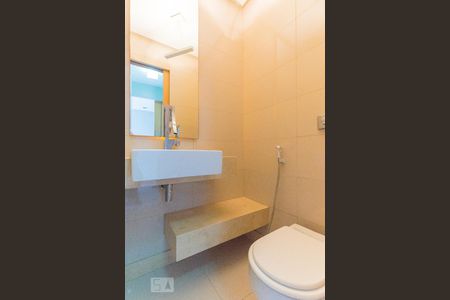 Apartamento à venda com 80m², 2 quartos e 1 vaga Apartamento à venda com 80m², 2 quartos e 1 vagaLavabo