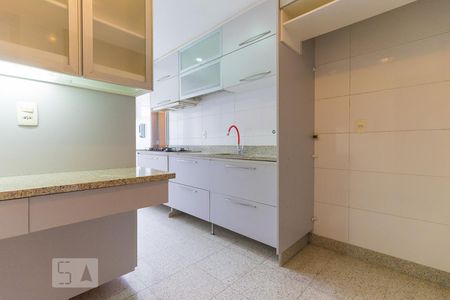 Apartamento à venda com 80m², 2 quartos e 1 vaga Apartamento à venda com 80m², 2 quartos e 1 vagaCozinha