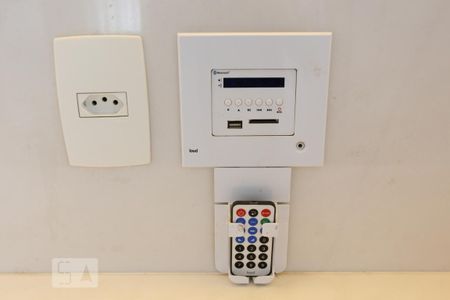 Apartamento para alugar com 62m², 1 quarto e 2 vagas Apartamento para alugar com 62m², 1 quarto e 2 vagasSom - Banheiro