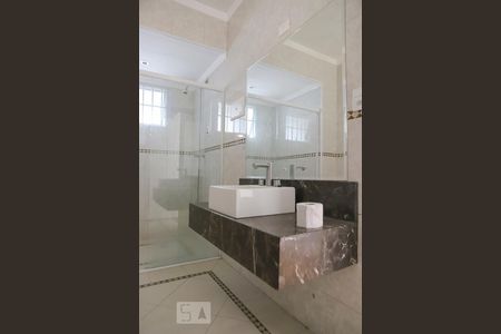 Banheiro de apartamento à venda com 3 quartos, 120m² em República, São Paulo