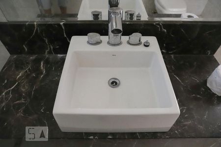 Apartamento à venda com 120m², 3 quartos e sem vagaBanheiro