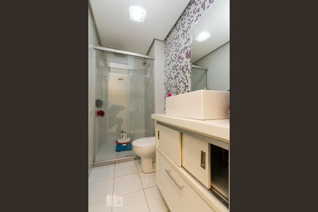 banheiro de apartamento à venda com 3 quartos, 77m² em Vila Invernada, São Paulo