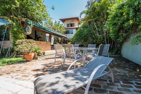 Casa à venda com 650m², 6 quartos e 5 vagasQuintal