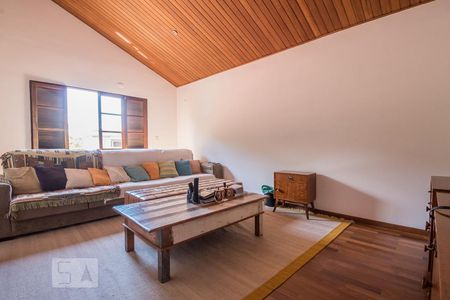 Casa à venda com 650m², 6 quartos e 5 vagasSala de TV