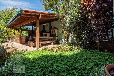 Casa à venda com 650m², 6 quartos e 5 vagasQuintal