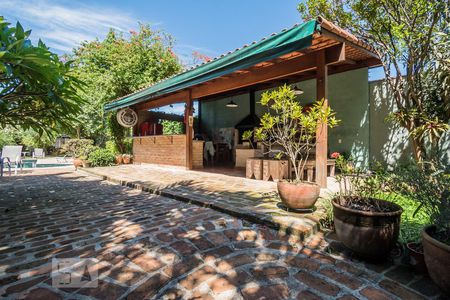 Casa à venda com 650m², 6 quartos e 5 vagasQuintal