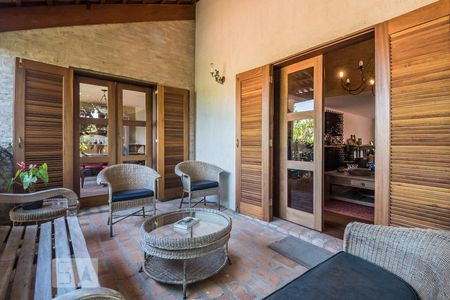 Casa à venda com 650m², 6 quartos e 5 vagasVaranda