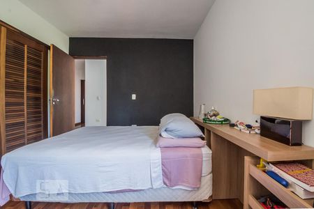 Casa à venda com 650m², 6 quartos e 5 vagasSuíte 2