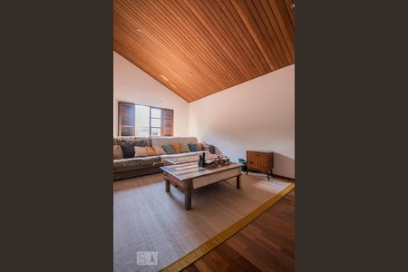 Casa à venda com 650m², 6 quartos e 5 vagasSala de TV