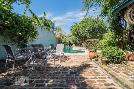 Casa à venda com 650m², 6 quartos e 5 vagasPiscina