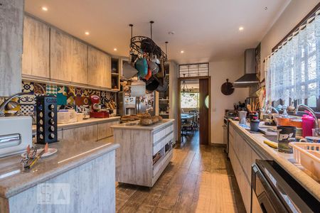 Casa à venda com 650m², 6 quartos e 5 vagasCozinha