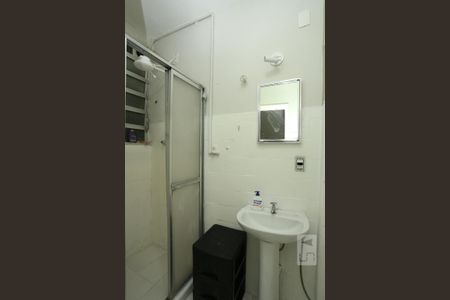 Banheiro de apartamento à venda com 1 quarto, 45m² em Copacabana, Rio de Janeiro