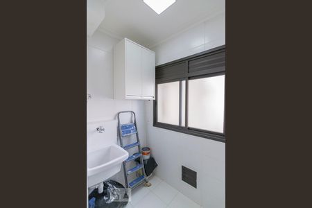 Apartamento à venda com 75m², 3 quartos e 1 vagaÁrea de Serviço