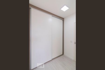 Apartamento à venda com 75m², 3 quartos e 1 vagaCloset