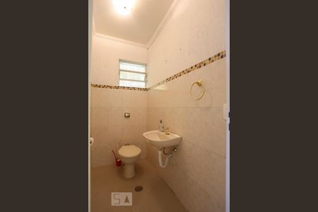 Lavabo de casa para alugar com 3 quartos, 120m² em Vila Madalena, São Paulo