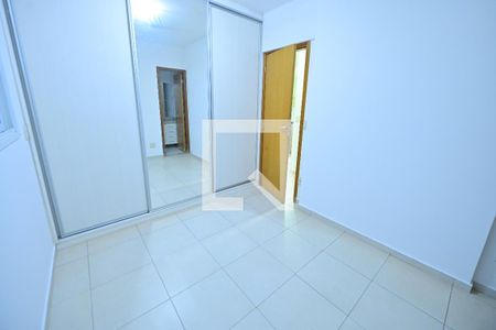 Apartamento para alugar com 70m², 2 quartos e 2 vagasQuarto