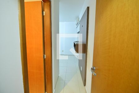 Apartamento para alugar com 70m², 2 quartos e 2 vagasCorredor