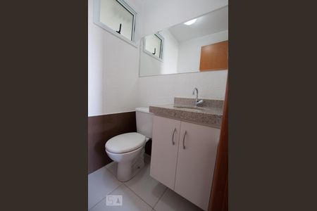 Banheiro de apartamento para alugar com 2 quartos, 70m² em Setor Pedro Ludovico, Goiânia