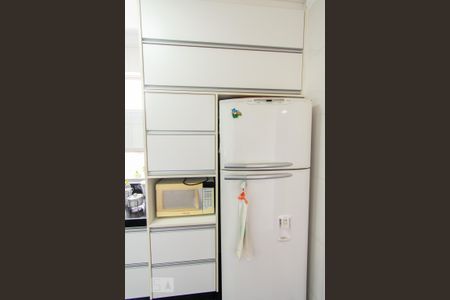Apartamento para alugar com 151m², 4 quartos e 2 vagas Apartamento para alugar com 151m², 4 quartos e 2 vagasCozinha