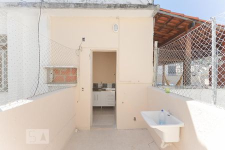 Apartamento para alugar com 70m², 2 quartos e 1 vagaÁrea de serviço