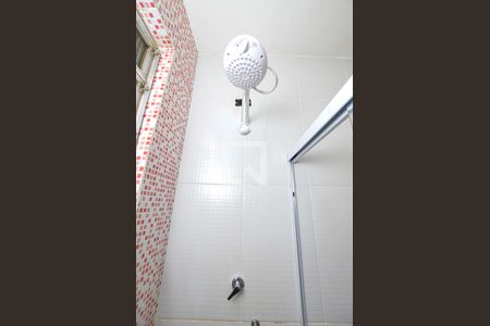 Banheiro de kitnet/studio para alugar com 1 quarto, 30m² em Centro, Niterói