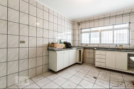 Casa à venda com 200m², 3 quartos e 2 vagasCozinha