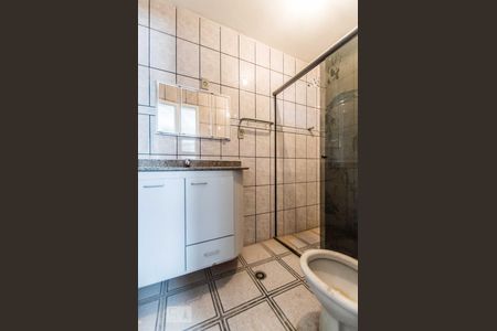 Casa à venda com 200m², 3 quartos e 2 vagasBanheiro de serviço