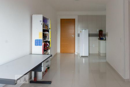 Sala de apartamento para alugar com 1 quarto, 42m² em Vila Alpina, Santo André