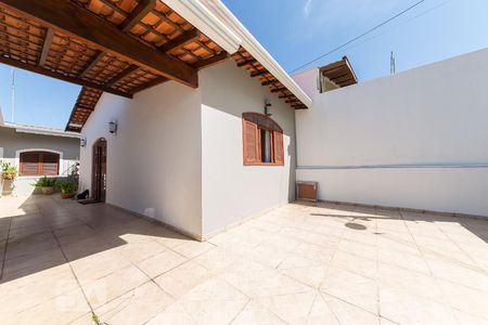 Casa para alugar com 40m², 1 quarto e 1 vagaFachada