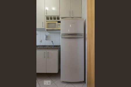 Apartamento à venda com 38m², 1 quarto e 1 vagaCozinha (Geladeira)