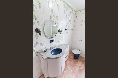 Casa à venda com 526m², 3 quartos e 3 vagasBanheiro Social