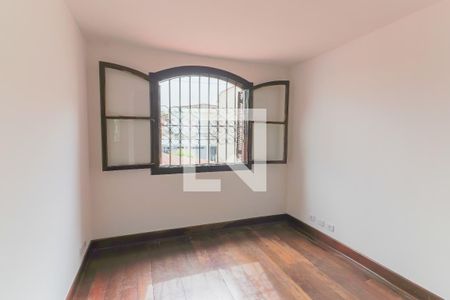 Casa à venda com 526m², 3 quartos e 3 vagasQuarto 2
