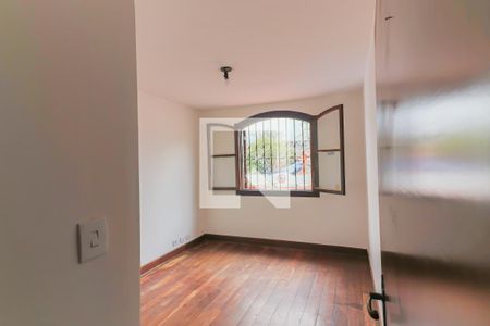 Casa à venda com 526m², 3 quartos e 3 vagasQuarto 3