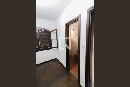 Casa à venda com 526m², 3 quartos e 3 vagasQuarto de Serviço