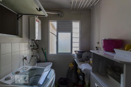 Área de serviço de apartamento à venda com 3 quartos, 68m² em Vila Endres, Guarulhos