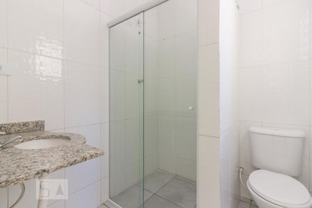 Banheiro de apartamento para alugar com 1 quarto, 40m² em Vila Nova Mazzei, São Paulo