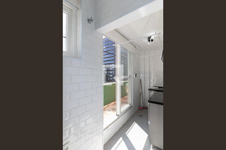 Apartamento à venda com 65m², 2 quartos e 1 vagaÁrea de Serviço