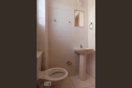 Banheiro de apartamento à venda com 1 quarto, 45m² em Vila Campos Sales, Campinas