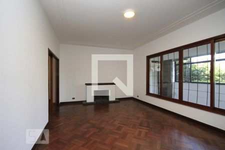 Casa para alugar com 4 quartos, 356m² em Pacaembu, São Paulo