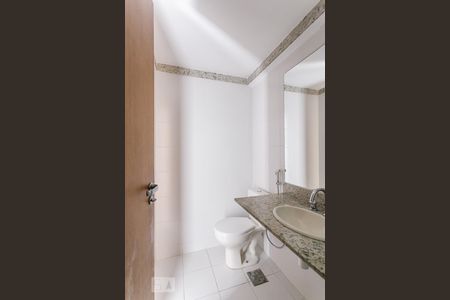 Apartamento para alugar com 100m², 3 quartos e 2 vagasBanheiro