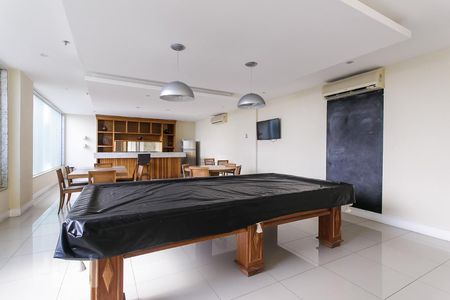 Apartamento para alugar com 100m², 3 quartos e 2 vagasSala de jogos