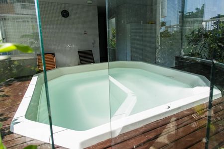 Apartamento para alugar com 100m², 3 quartos e 2 vagasHidromassagem