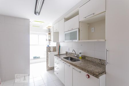 Apartamento para alugar com 100m², 3 quartos e 2 vagasCozinha