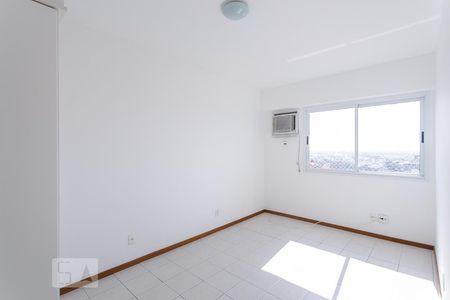 Apartamento para alugar com 100m², 3 quartos e 2 vagasSuíte