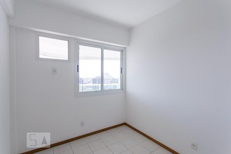 Apartamento para alugar com 100m², 3 quartos e 2 vagasQuarto