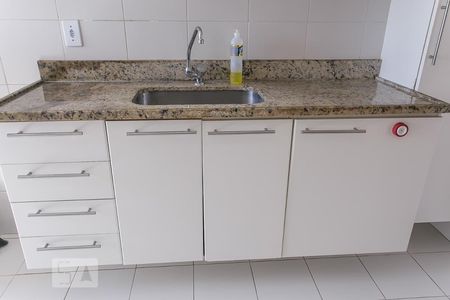 Apartamento para alugar com 100m², 3 quartos e 2 vagasDetalhe