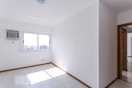Apartamento para alugar com 100m², 3 quartos e 2 vagasSuíte