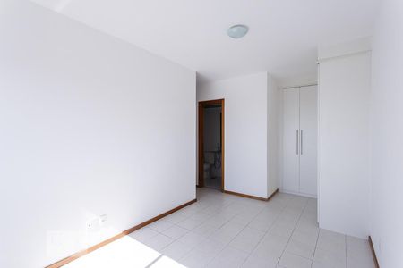 Apartamento para alugar com 100m², 3 quartos e 2 vagasSuíte