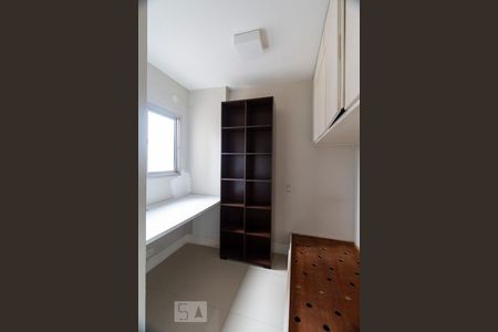 Apartamento à venda com 78m², 3 quartos e 1 vagaQuarto 2